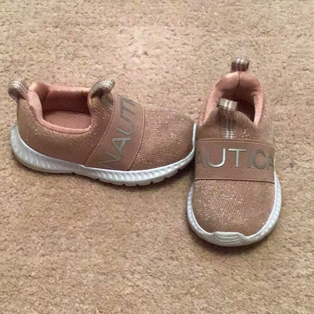 Nautica kids slip on sneakers in light pink